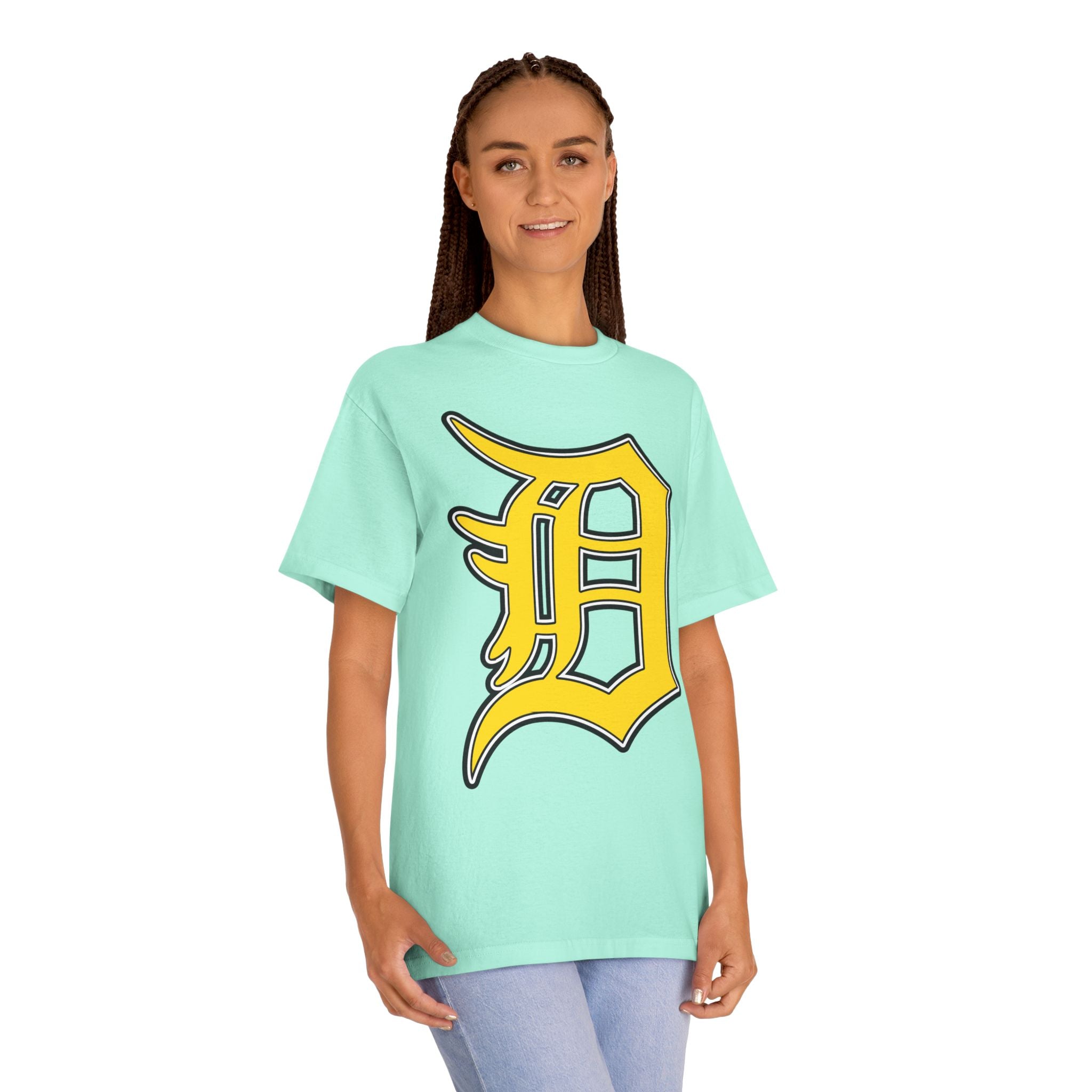DETROIT RAVERS | BIG GOLD D | MEDIUM WEIGHT (206GSM) T-SHIRT